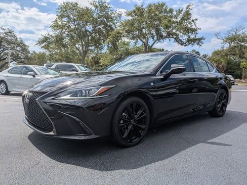 Used 2022 Lexus ES 350 F Sport w/ Accessory Package FWD image 7