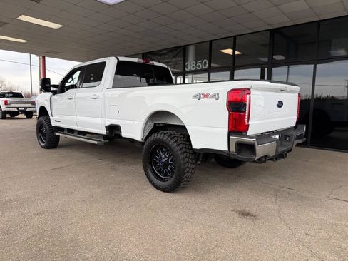 Used 2024 Ford F350 Lariat AWD/4WD image 2