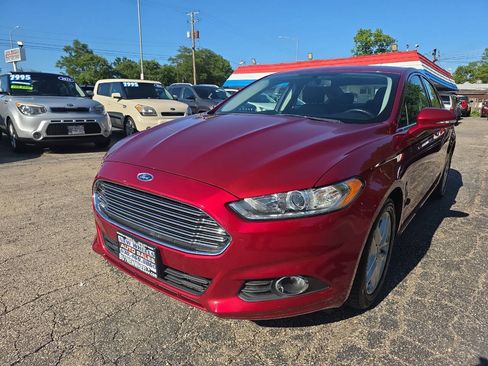 Used 2016 Ford Fusion SE w/ Equipment Group 202A FWD image 1