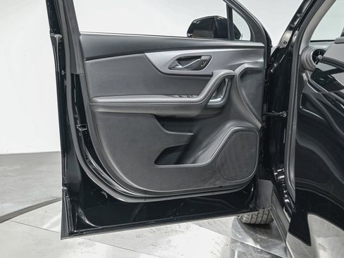 Used 2023 Chevrolet Blazer LT w/ Midnight/Sport Edition image 12