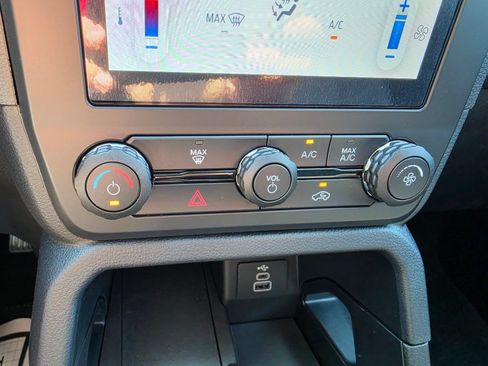New 2026 Ford Ranger XL RWD image 29