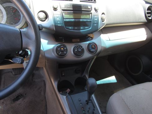 Used 2007 Toyota RAV4 2WD V6 image 17