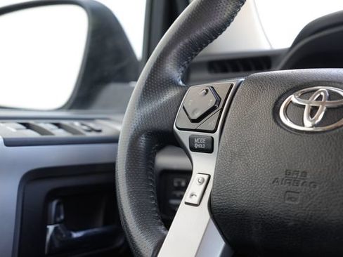 Used 2020 Toyota 4Runner SR5 Premium AWD/4WD image 20