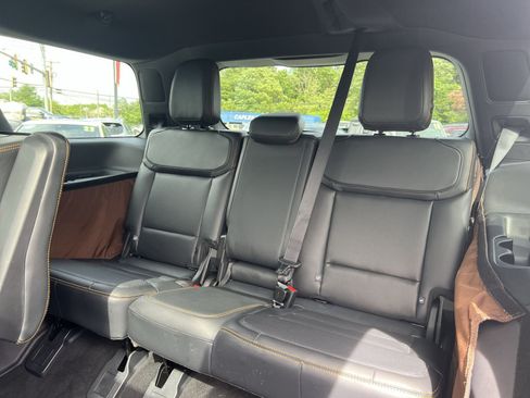 Used 2025 Ford Expedition Tremor AWD/4WD image 26