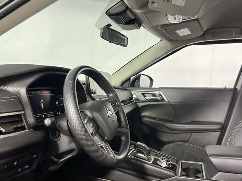 Used 2023 Mitsubishi Outlander SEL image 26