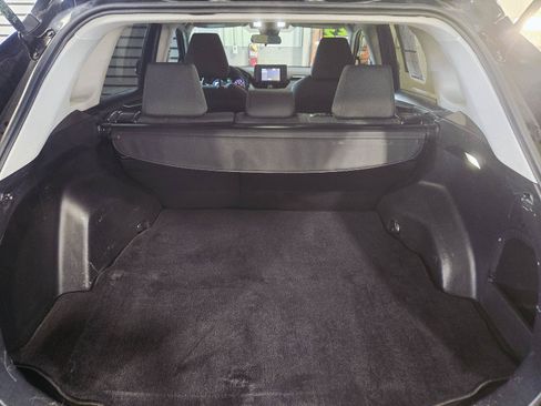 Used 2022 Toyota RAV4 XLE AWD/4WD image 30
