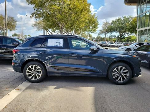 New 2025 Audi Q6 e-tron Premium Plus image 9