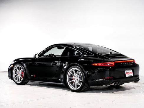 Used 2014 Porsche 911 Carrera 4S image 8
