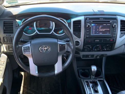 Used 2013 Toyota Tacoma 4x4 Double Cab w/ SR5 Pkg image 6
