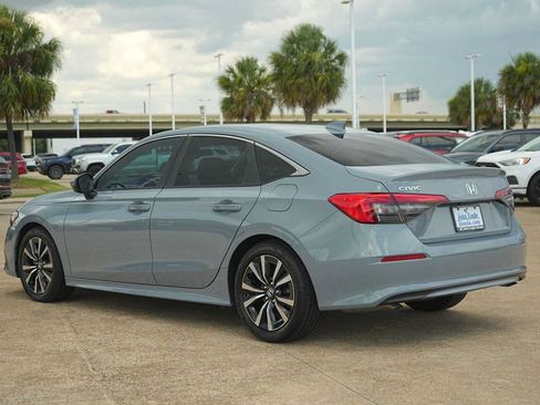 Used 2024 Honda Civic EX image 4