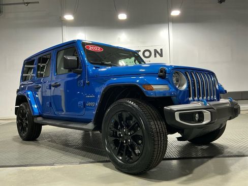 Used 2022 Jeep Wrangler Unlimited Sahara image 31