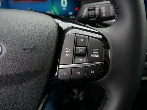 Used 2025 Ford Escape Active w/ Active Premium Tech Pack image 29