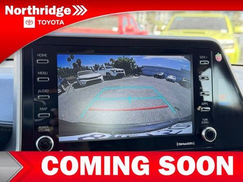 Used 2021 Toyota C-HR LE FWD image 9