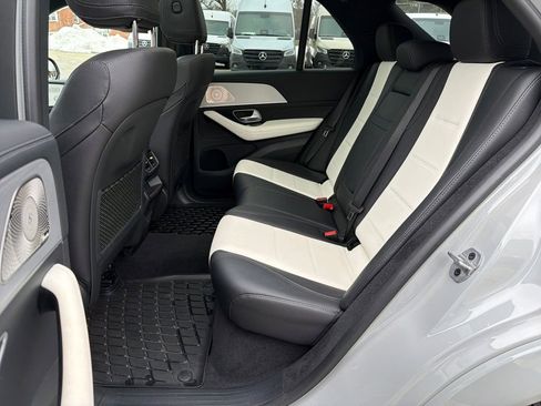 Used 2024 Mercedes-Benz GLE 350 4MATIC image 26
