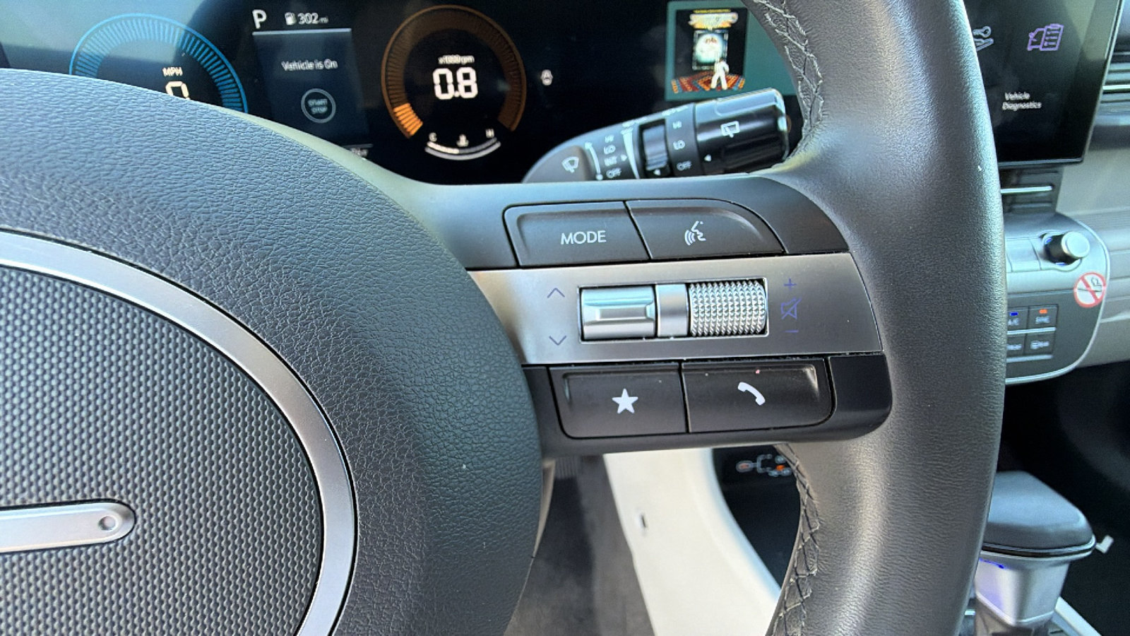 Used 2025 Hyundai Kona SEL AWD/4WD image 27