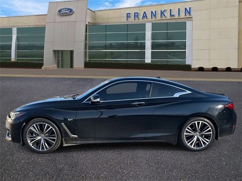 Used 2019 INFINITI Q60 3.0t Luxe w/ Essential Package image 4