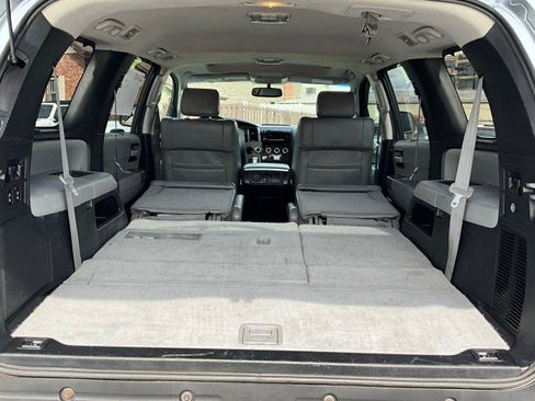 Used 2011 Toyota Sequoia Limited RWD image 33