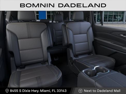 New 2026 Chevrolet Traverse High Country FWD image 17
