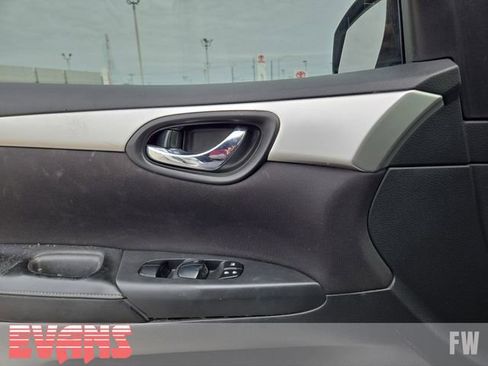 Used 2017 Nissan Sentra S FWD image 15