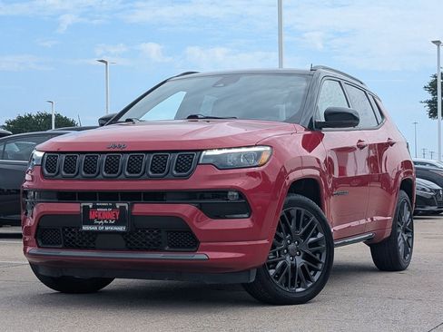 Used 2023 Jeep Compass High Altitude AWD/4WD image 2