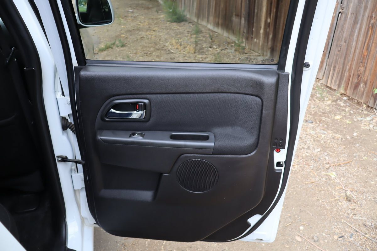 Used 2010 Chevrolet Colorado LT RWD image 25