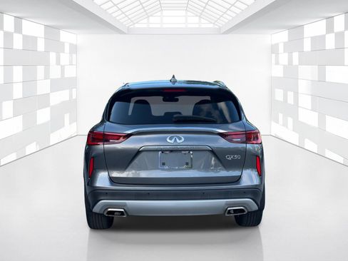 Used 2023 INFINITI QX50 Luxe FWD image 6