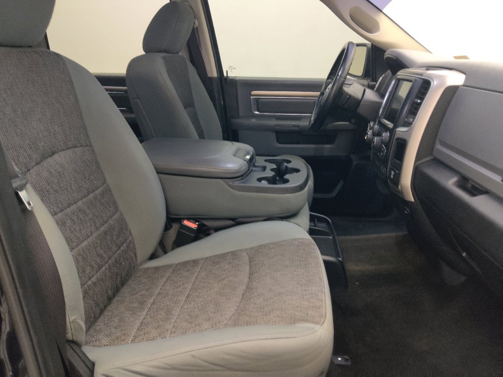 Used 2017 RAM 1500 Big Horn RWD image 21