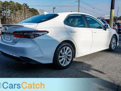 Used 2022 Toyota Camry LE image 15
