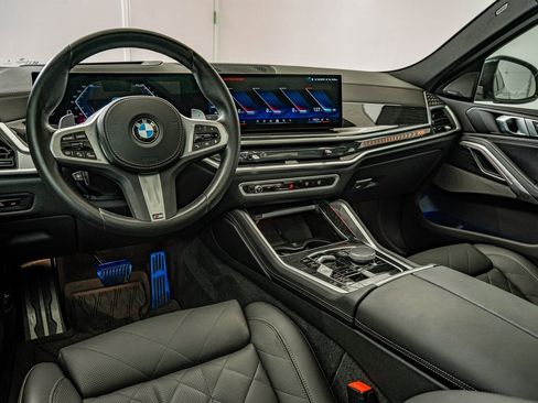 Used 2024 BMW X6 xDrive40i w/ Premium Package image 4