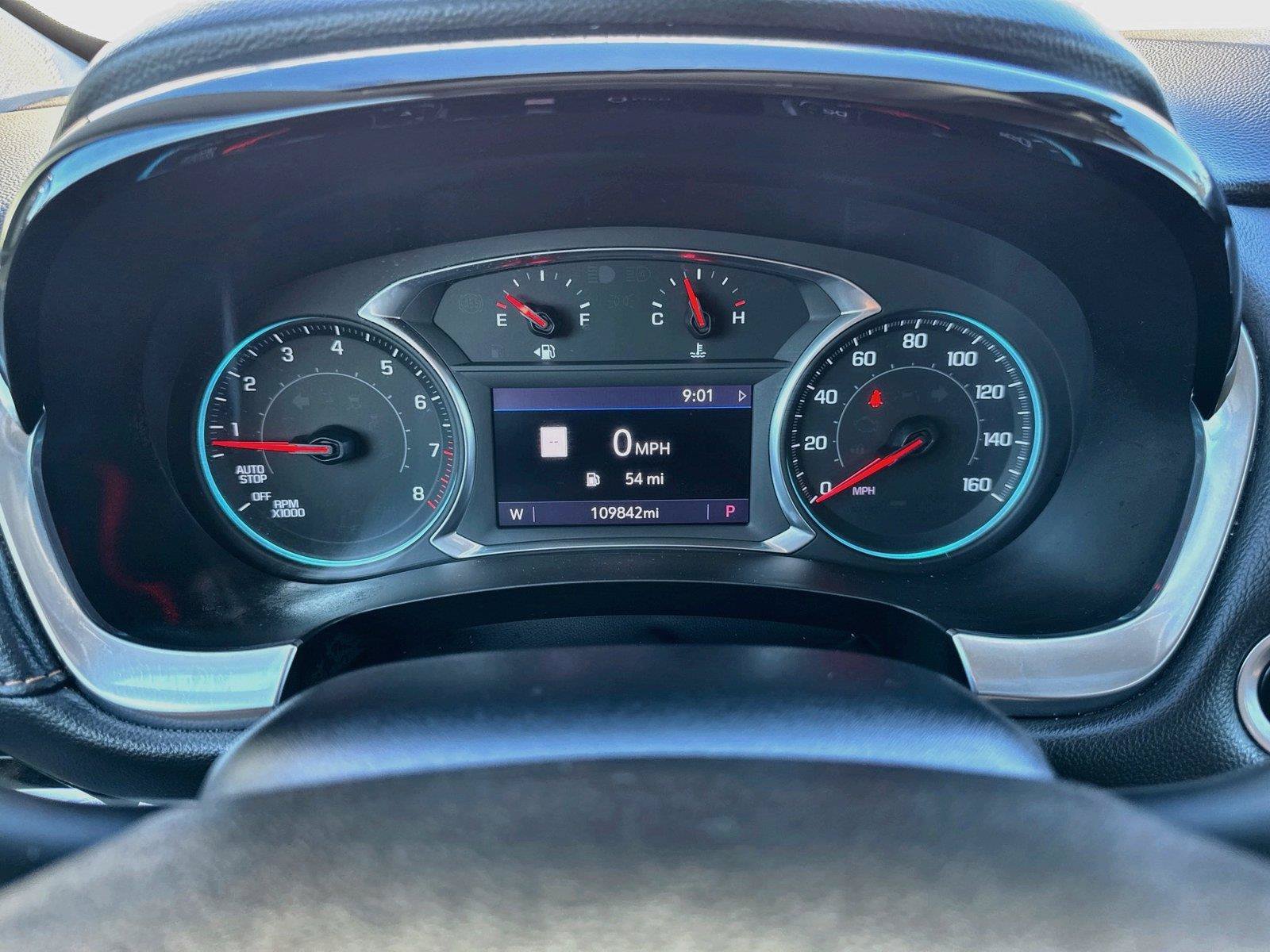 Used 2020 Chevrolet Traverse RS FWD image 11