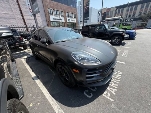 Used 2019 Porsche Macan AWD/4WD image 3