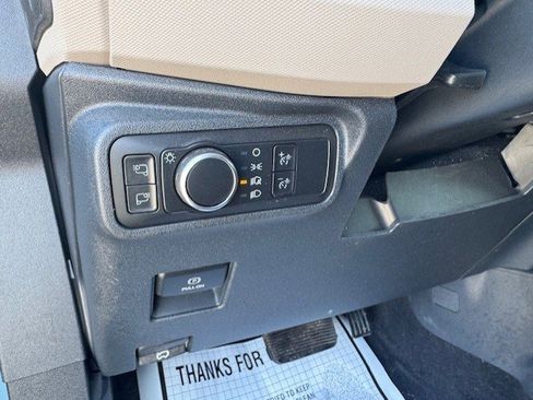 Used 2022 Ford Bronco Wildtrak image 12