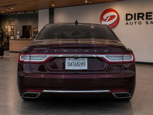 Used 2019 Lincoln Continental Select w/ Continental Climate Package AWD/4WD image 4
