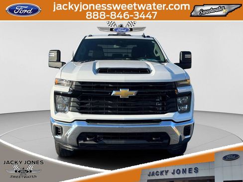 Used 2024 Chevrolet Silverado 3500 W/T w/ WT Convenience Package AWD/4WD image 9