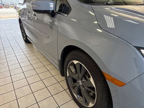Used 2024 Honda Odyssey Elite image 20