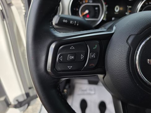 Used 2021 Jeep Gladiator Sport AWD/4WD image 30