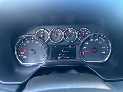 Used 2021 Chevrolet Tahoe RST w/ Luxury Package AWD/4WD image 18