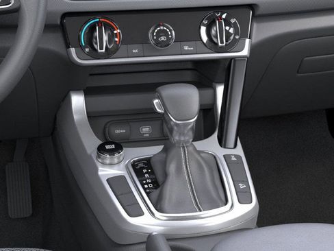 New 2026 Kia Seltos LX FWD image 15