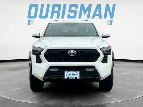 Certified 2024 Toyota Tacoma TRD Off-Road image 2