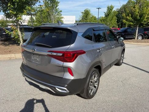 Used 2021 Kia Seltos EX AWD/4WD image 5