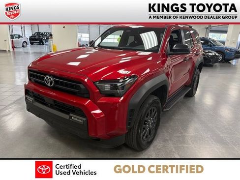 Used 2025 Toyota 4Runner SR5 AWD/4WD image 4