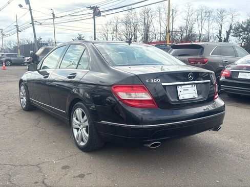 Used 2011 Mercedes-Benz C 300 C 300 Luxury Sedan 4D image 5