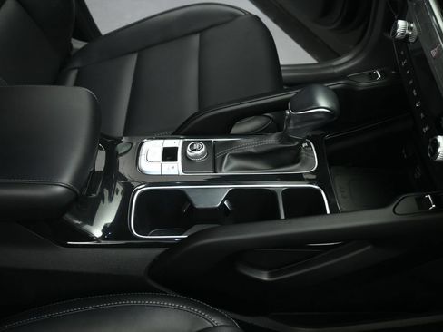 Certified 2025 Kia Telluride S FWD image 63