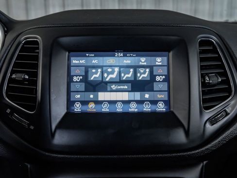 Used 2020 Jeep Compass Sport w/ Cold Weather Group image 27