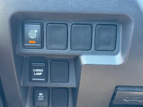 Certified 2025 Nissan Frontier Pro-X RWD image 16