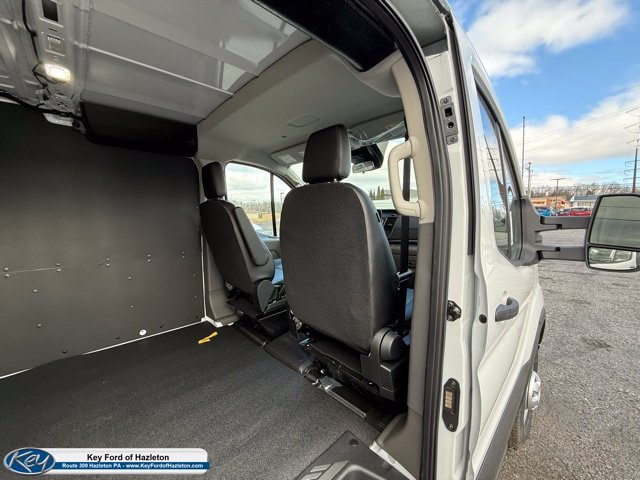 Used 2025 Ford Transit 250 Low Roof AWD w/ Load Area Protection Package image 33
