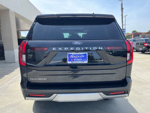 New 2026 Ford Expedition Platinum AWD/4WD image 5