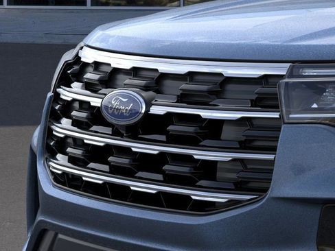 New 2026 Ford Explorer Active AWD/4WD image 18