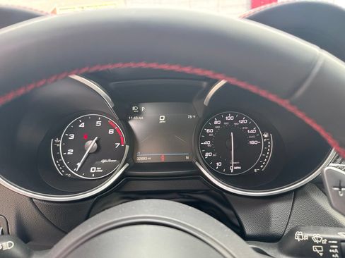 Used 2023 Alfa Romeo Stelvio Estrema AWD/4WD image 41
