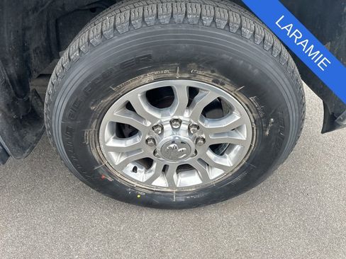 Used 2018 RAM 2500 Laramie w/ Snow Chief Group AWD/4WD image 30